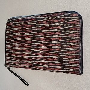 VGUC- Large Size Zippered Travel Portfolio